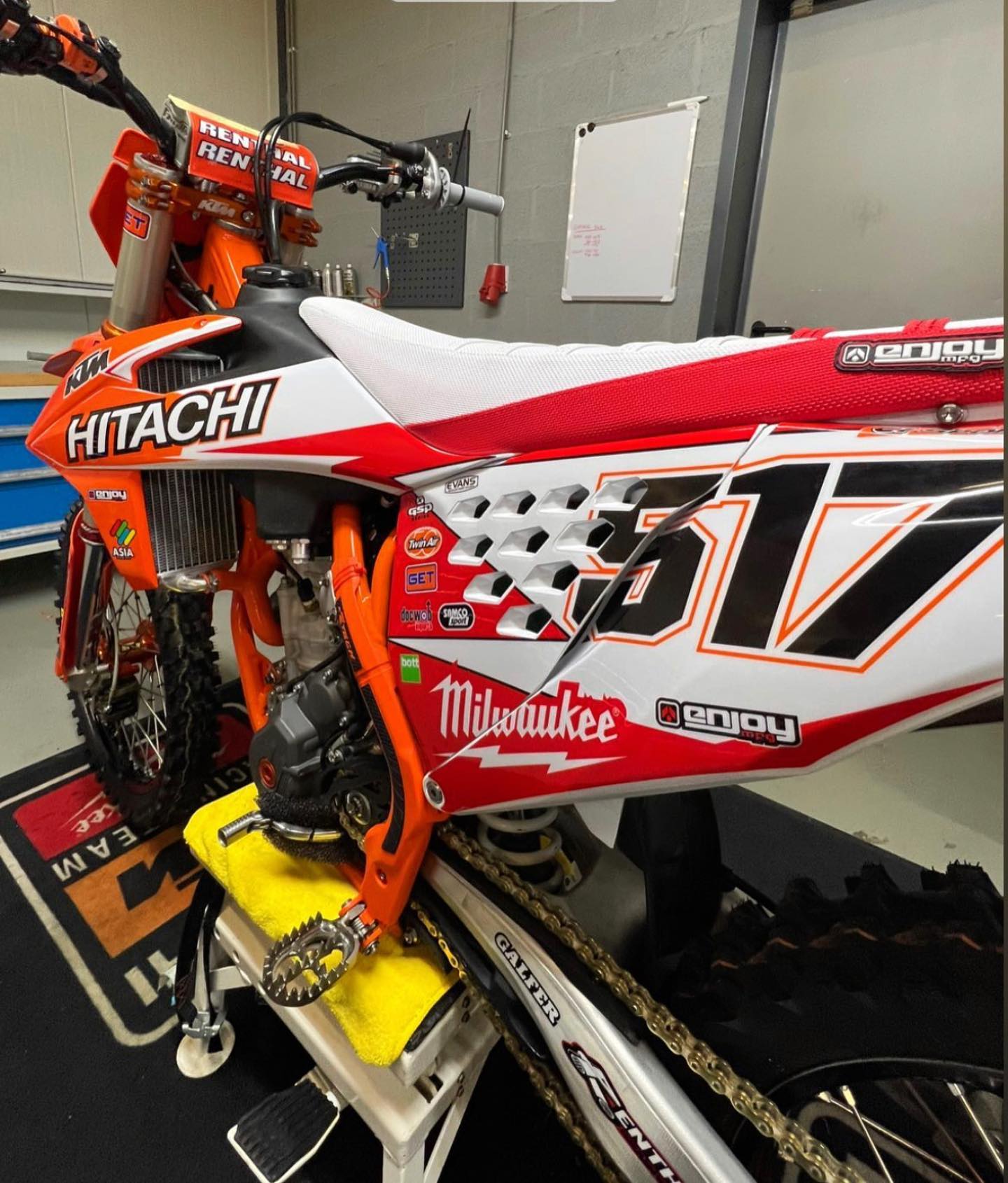 Enjoy Manufacturing KTM Graphics Kit SX SXF 2019 - 2022, Hitachi